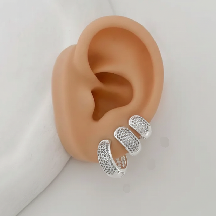 Argola Cravejada G Click com Zircônia